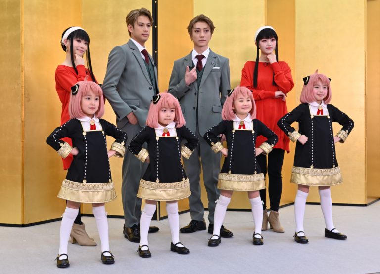 【新品未使用】ミュージカル SPY×FAMILY〈初回数量限定版・特典付き〉 スパイファミリー 舞台 2025 ミュージカル『SPY×FAMILY』＜初回